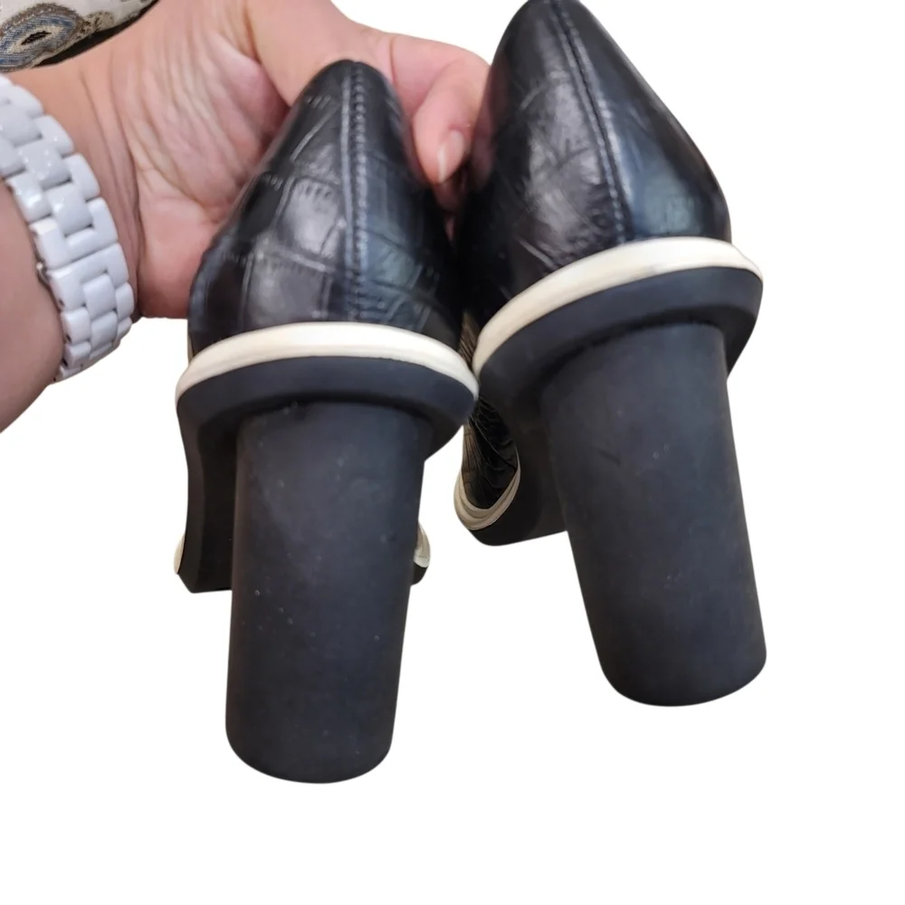 United Nude elevate your